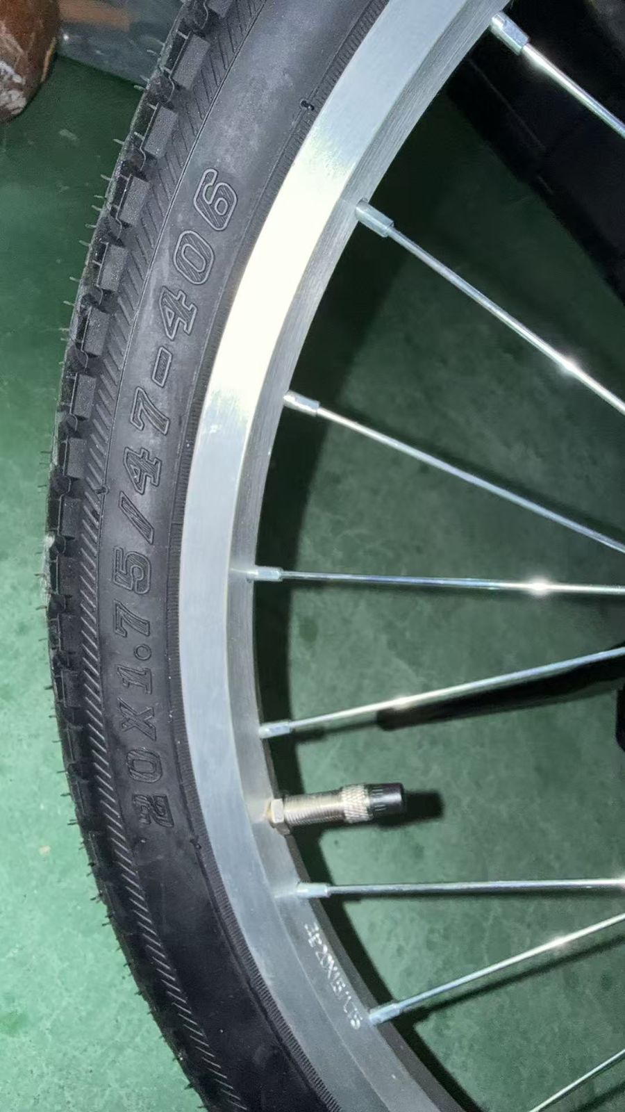 折りたたみ自転車 20インチ