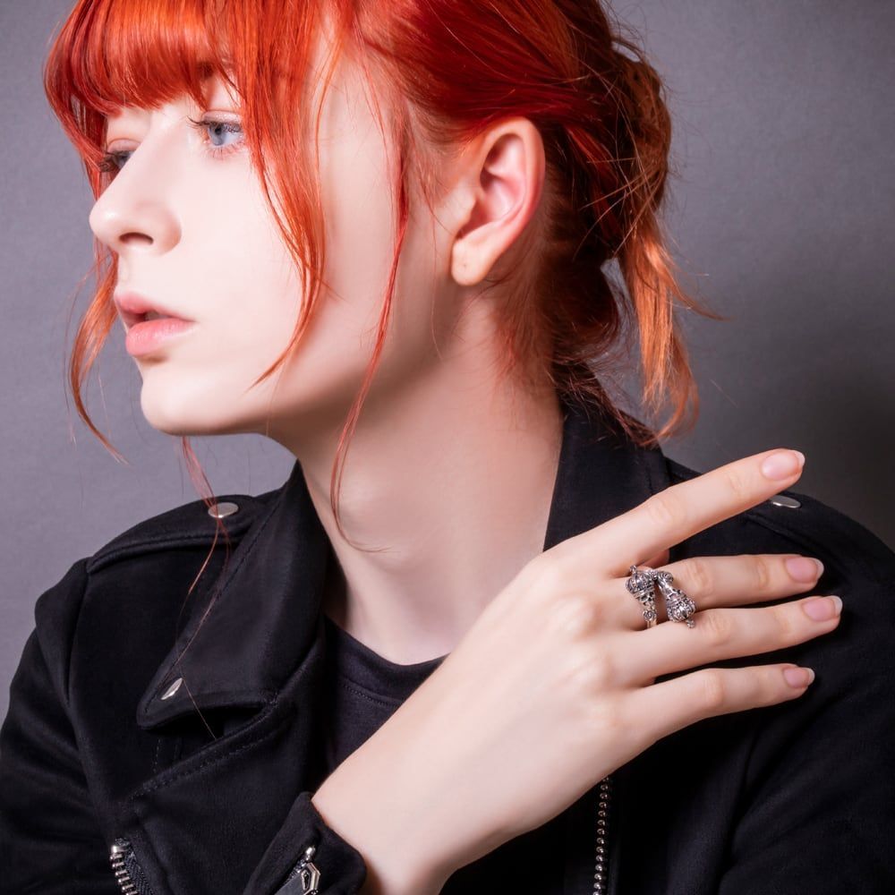 ツインスカルクラウンリング