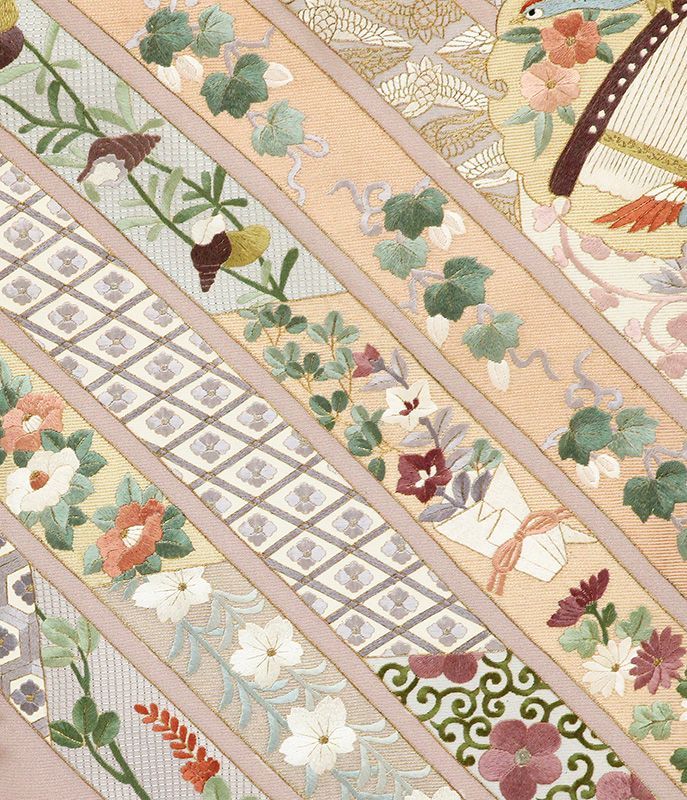 総手刺繍工芸美術 正倉院雪輪花鳥文特撰色留袖
