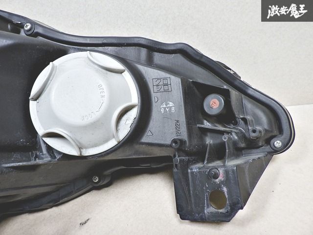 ヘッドランプ ヘッドライト