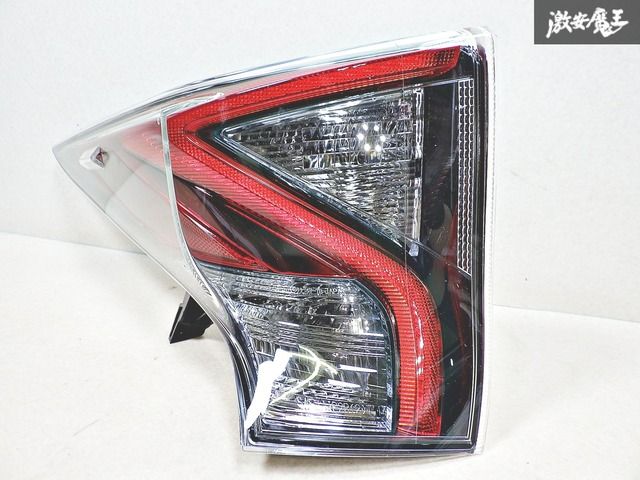 ♥ TOYOTA トヨタ 純正 ZVW50 プリウス 前期 テールライト テールランプ 左 左側 助手席側 ICHIKOH 47-78 魔王 棚