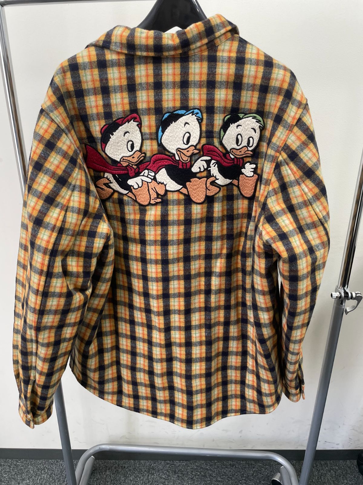 GUCCI × Disney コラボ ドナルド 刺繍 ジャケット ブルゾン メンズ D25064315