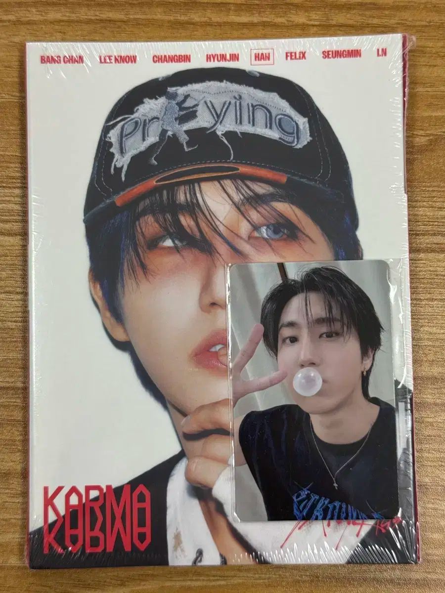 最安値，本物保証 Stray Kids(ストレイキッズ・スキズ・SKZ) スキズ ファンズショップ ヨントン ビデオ通話 風船ガム ハン(HAN) チソン(JISUNG) アルバム込 トレカ その他