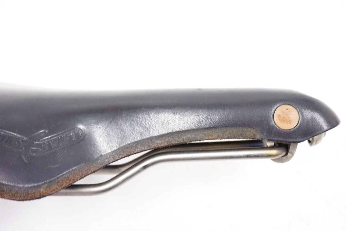 BROOKS ブルックス