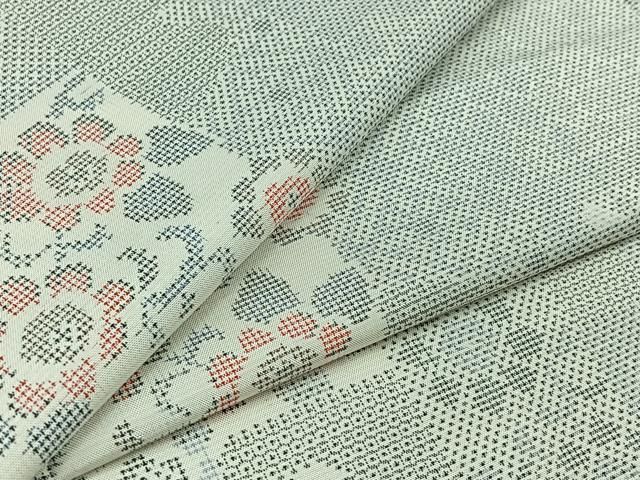 平和屋着物▽本場大島紬 白大島 単衣 120亀甲 吉祥色紙花文 正絹 逸品