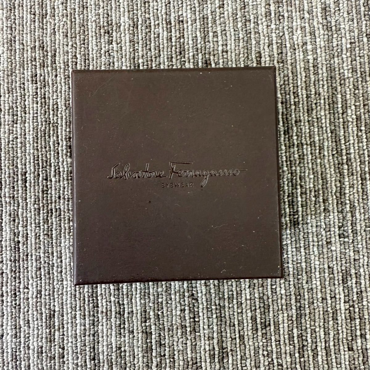 ferragamo フェラガモ カメオ ブローチ SV フラワー カメオ花