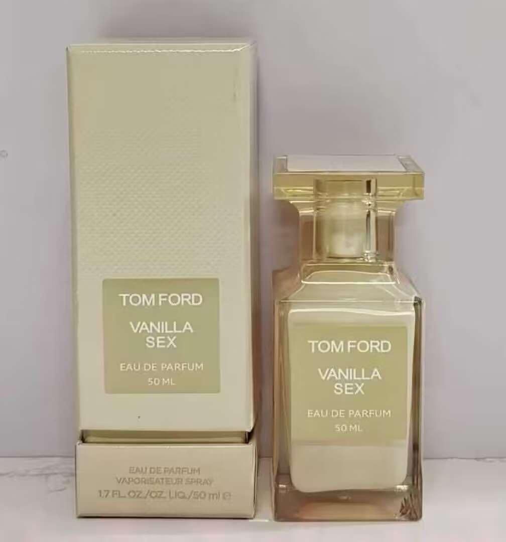 トムフォード バニラファタール オードパルファムスプレイ 50ml aaa