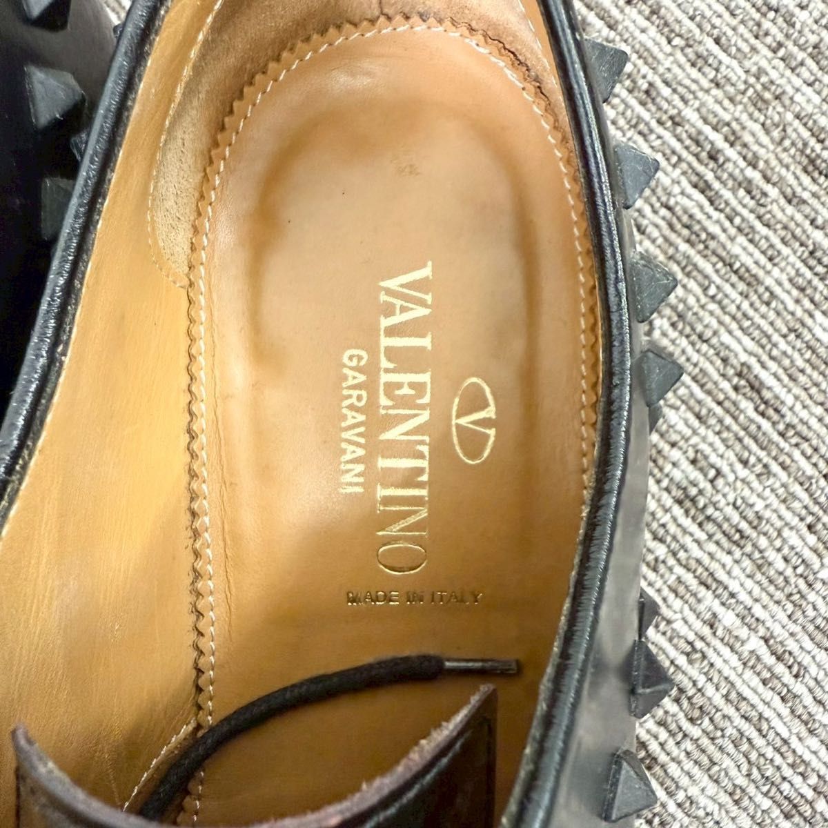 スタッズ ドレスシューズ