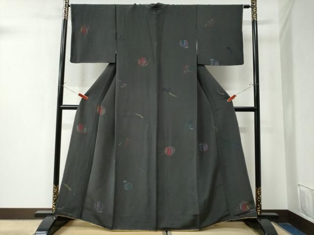 平和屋着物 上質な小紋 型染め 成り物 黒地 鬼しぼ縮緬 正絹 CAAZ3012yc