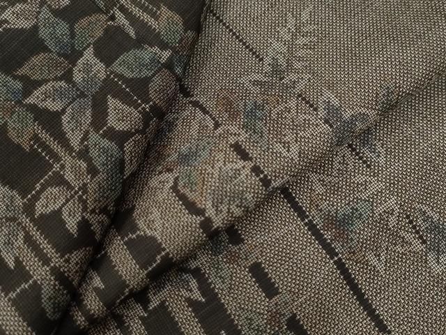 平和屋着物●本場大島紬 9マルキ 草花文 正絹 CAAZ3028yc