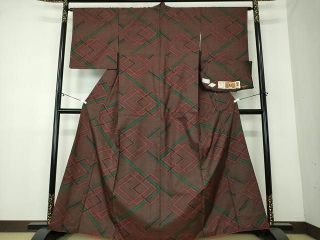 平和屋着物●本場大島紬 9マルキ 菱文 証紙付き 正絹 ♥ DAAY1685ps