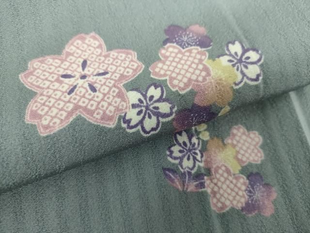 上質な小紋 舞桜