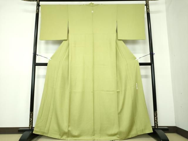 平和屋着物●本加賀友禅作家 毎田健治監修 色無地 草花地紋 苗色 証紙付き 正絹 DAAY1754ps