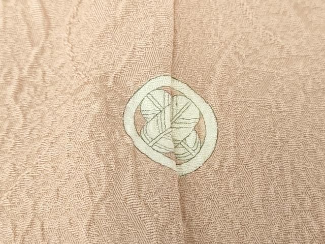 上質な色無地 霞地紋