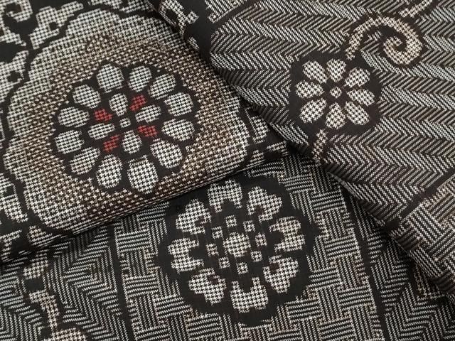 平和屋着物●本場大島紬 龍郷絣 吉祥花文 正絹 CAAZ8826th