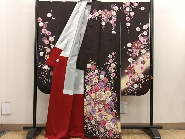 平和屋着物○豪華振袖 駒刺繍 舞桜文 暈し染め 黒地 金彩 京都きもの
