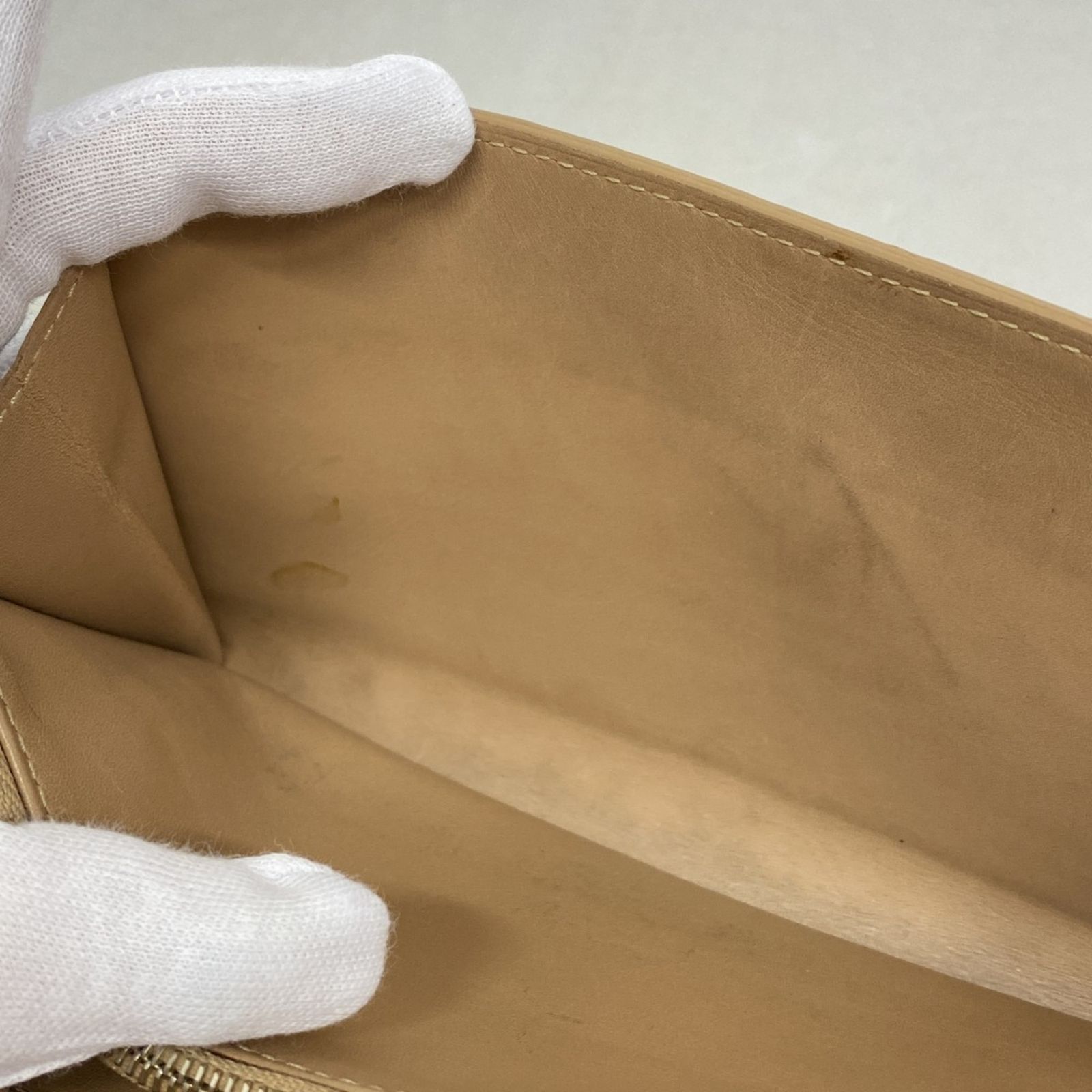 長財布 ヴェルニ