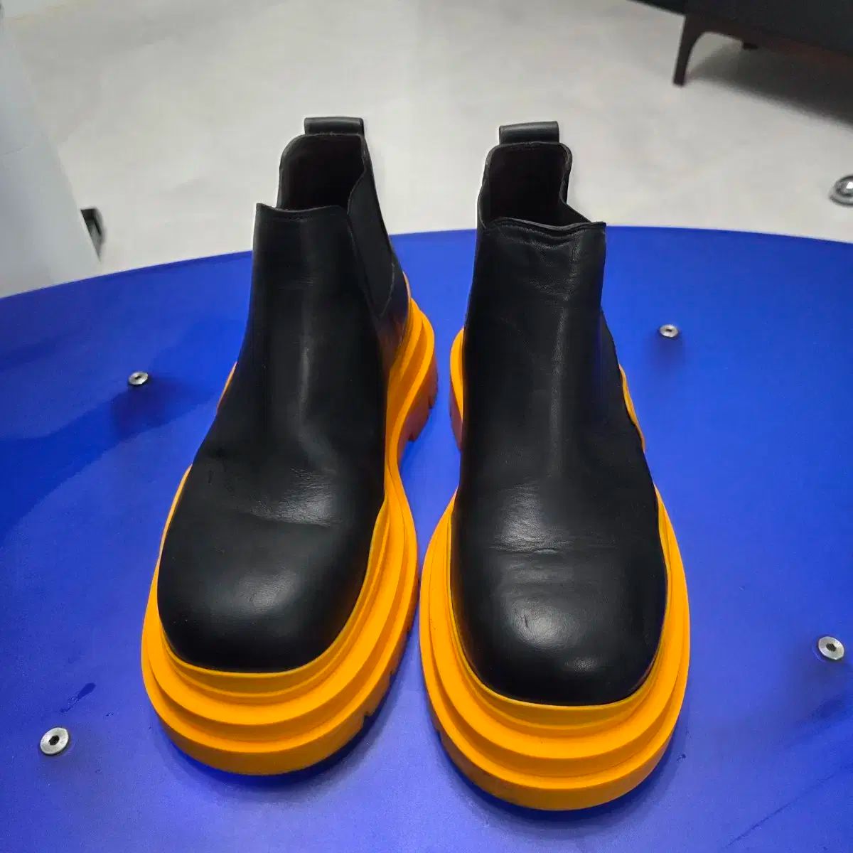 チェルシーブーツ ミドル