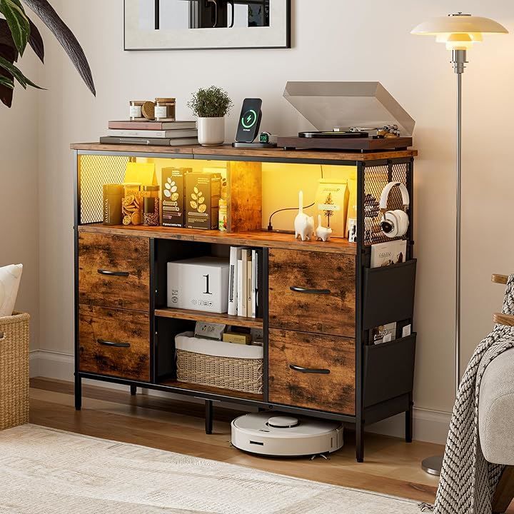 USBポート付き洋服タンス