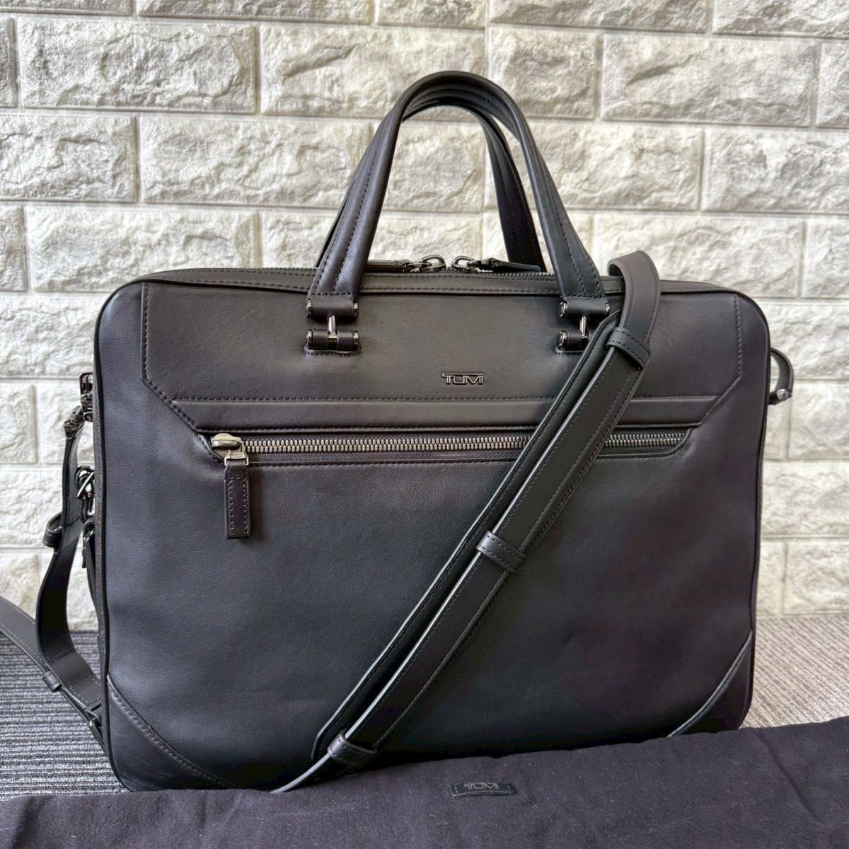 数回使用 TUMI トゥミ 2way ビジネス ショルダーバッグ コリンズ 933255D ブラック 大容量