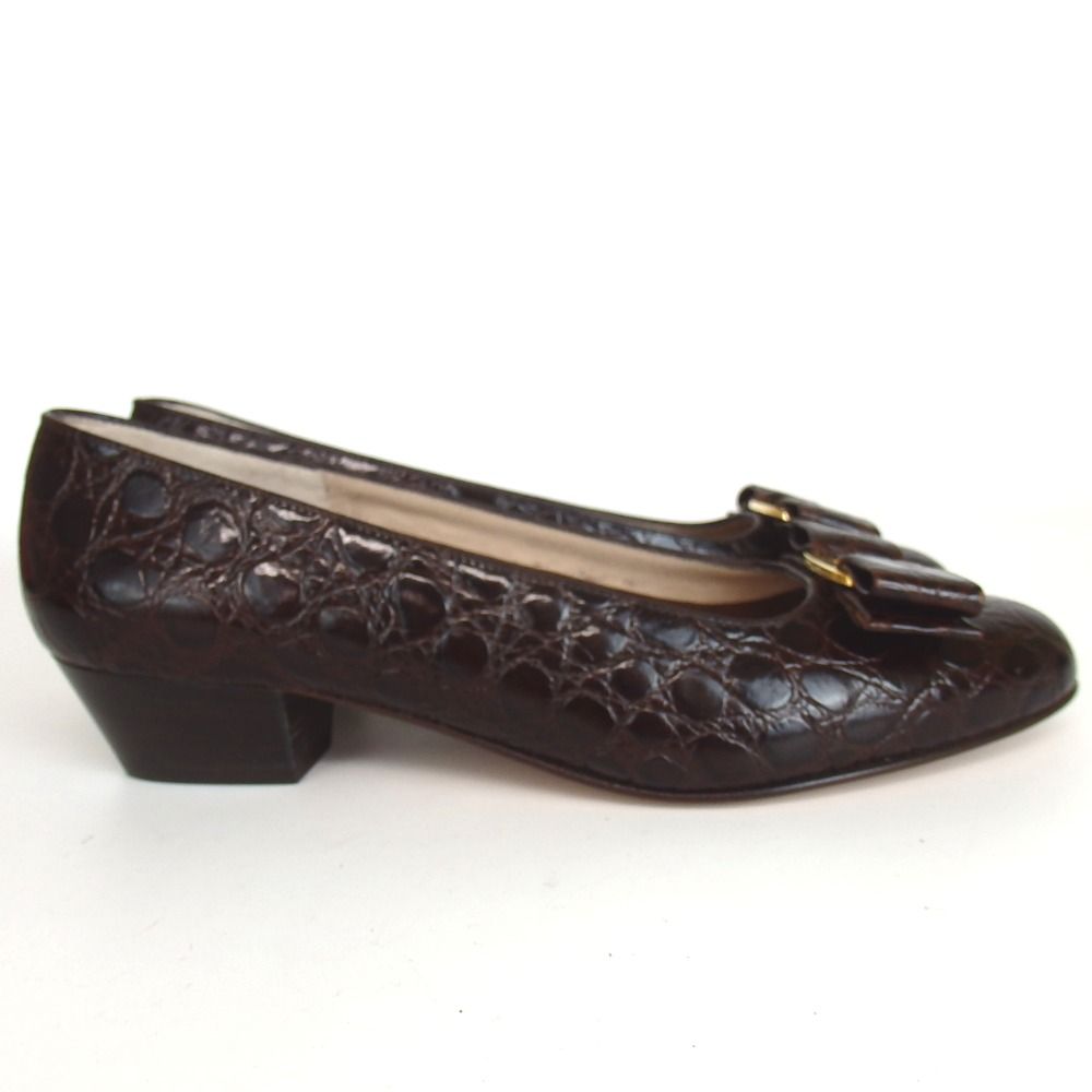 Salvatore Ferragamo サルヴァトーレフェラガモ 靴 ヴァラリボン