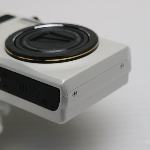 新品同様 EX-ZR100 ホワイト 即日発送 CASIO EXILIM デジカメ 本体