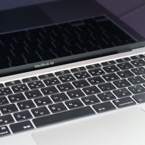 超 MacBook Air 2020 13インチ Core i5 8GB SSD 512GB ノートパソコン Apple 即日発送 土日祝発送OK 04000