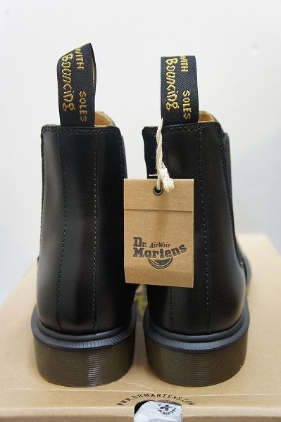 正規 Dr.Martens