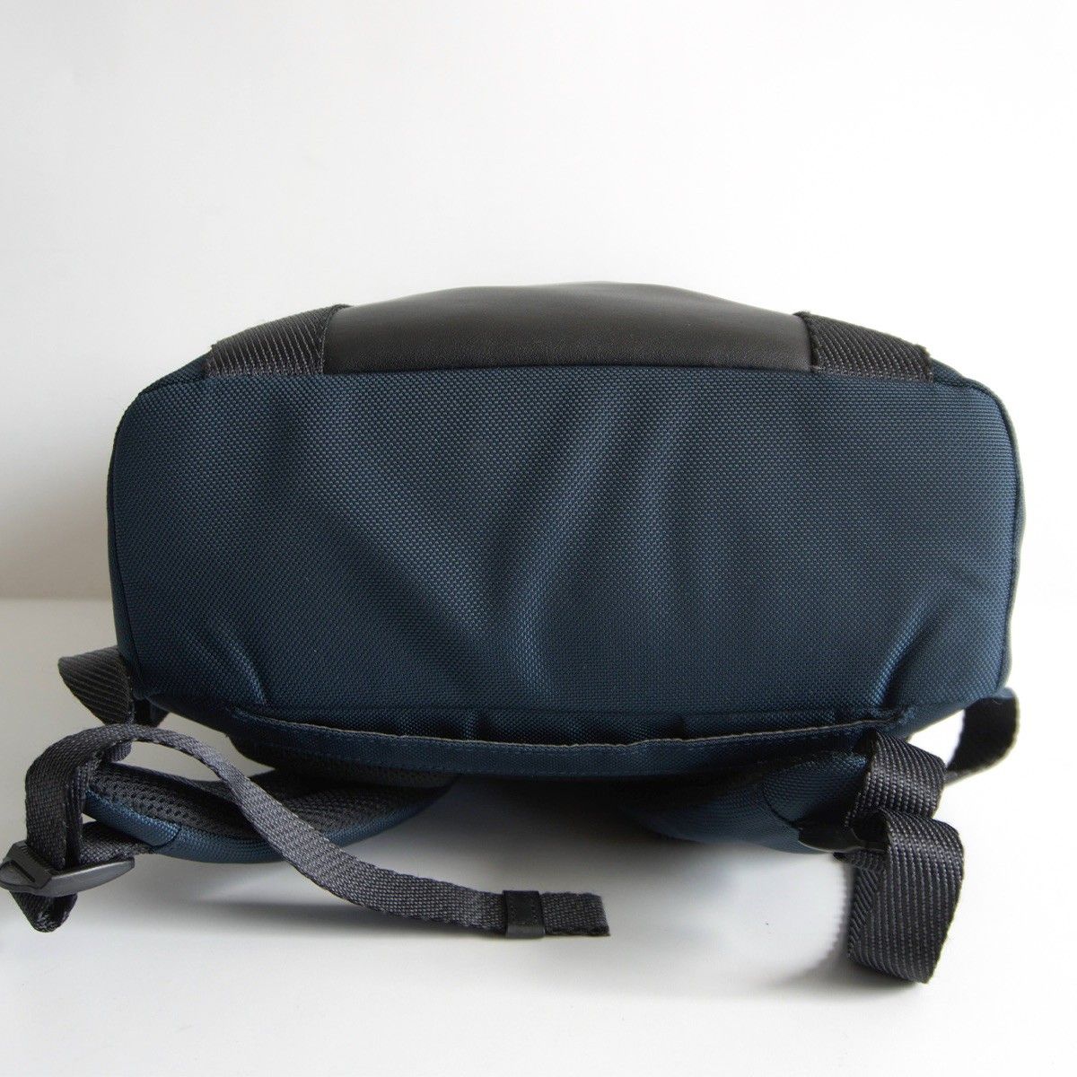 美品】 TUMI トゥミ 【232682NVY/Alpha Bravoデイヴィス バックパック 