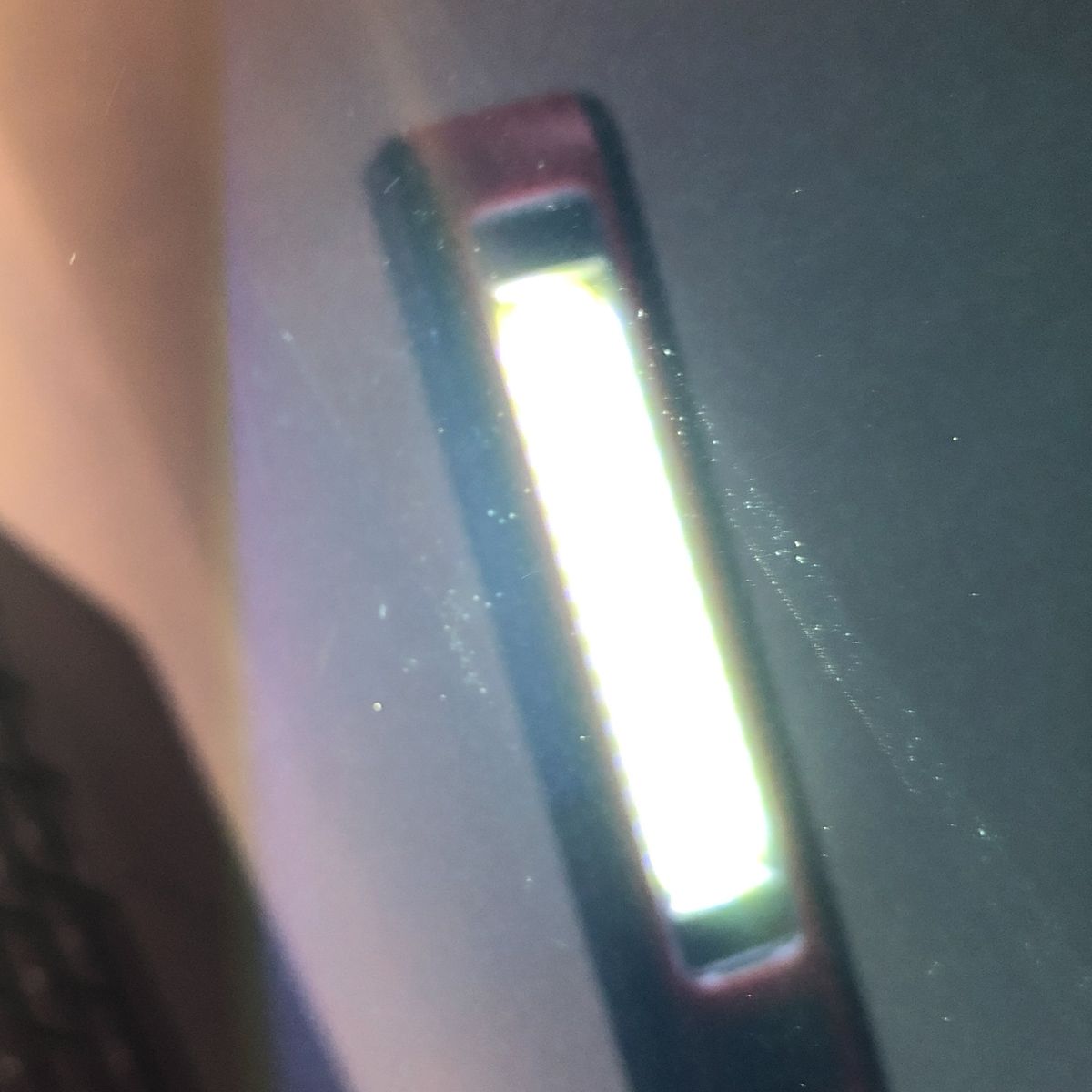 画面表示色異常 A2251