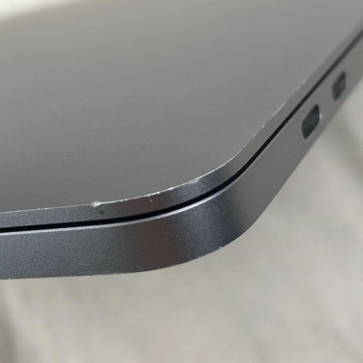 密度のある ◆ジャンク品 本体のみ◆Apple MacBook Pro 13インチ 2020 Thunderbolt 3ポート x 4 i5 16GB 512GB 画面表示色異常 A2251 EMC3348 MB-JUNK-251704 351806 信頼