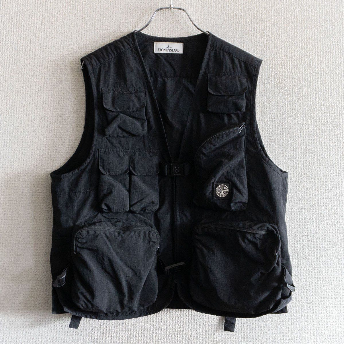 STONE ISLAND NYLON VEST ベスト ストーンアイランド 25101077