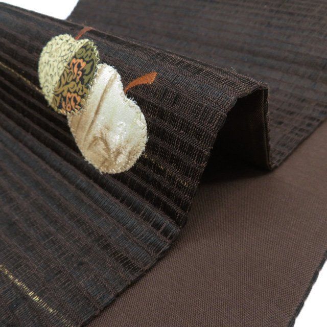 袋帯 中古 リサイクル 正絹 カジュアル お太鼓柄 仕立て上がり 貼り絵 リンゴ 黒茶色 多色 金 きもの北條 A1291-10 袋帯 中古 リサイクル 正絹 カジュアル お太鼓柄 仕立て上がり 貼り絵