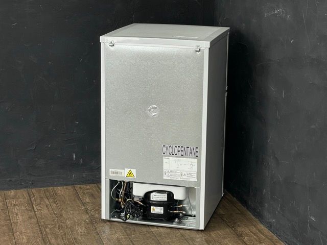 コンフィー ノンフロン冷凍冷蔵庫 comfee RCT 90 WH E 製 L 2ドア 右開き ホワイト 106059 B 23201