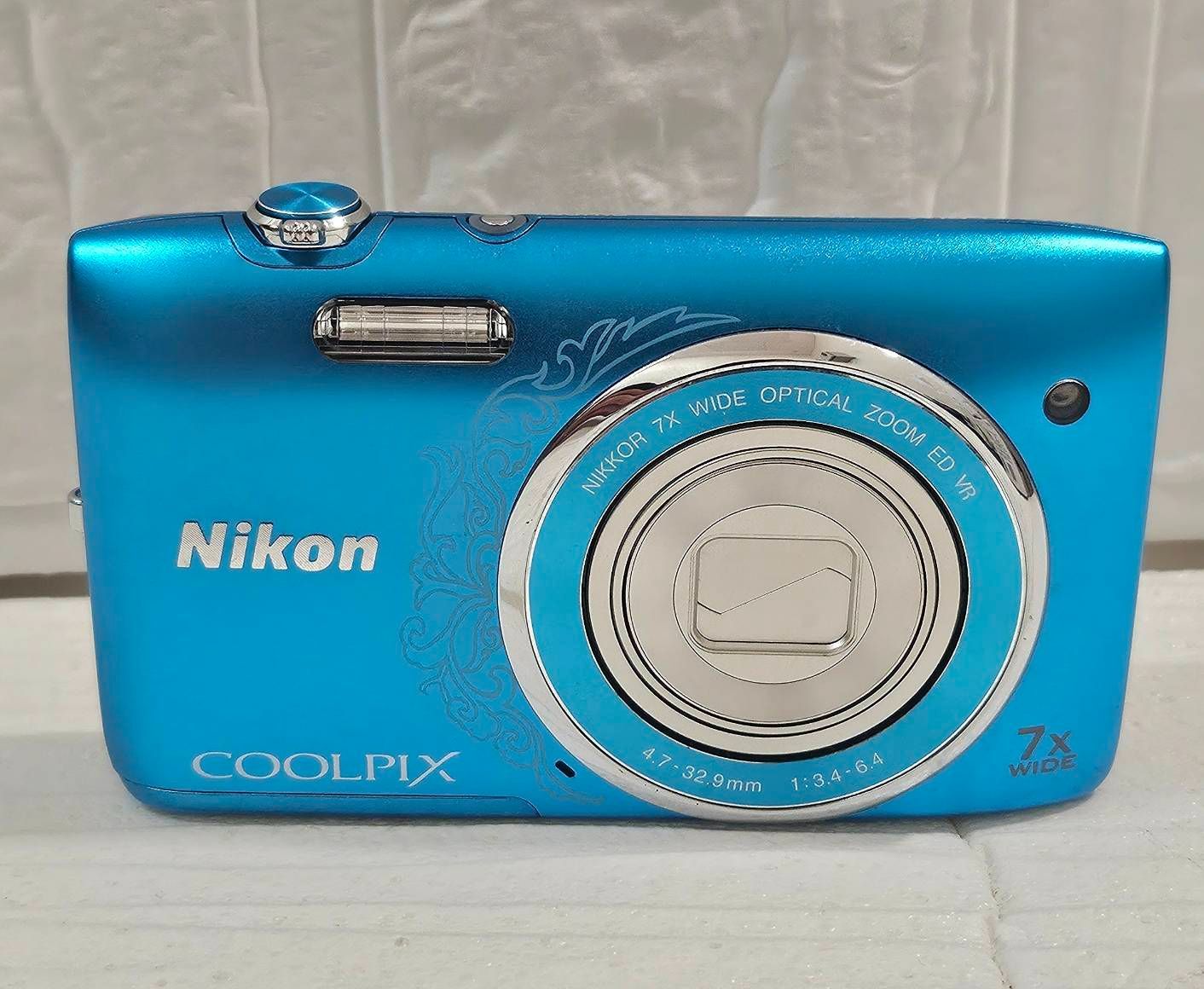 Nikon ニコン COOLPIX s3500 コンパクトデジタルカメラ 現状品動作