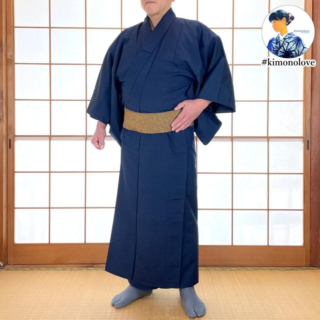 メンズ紬着物 真綿紬 袷 正絹 濃紺 無地 身長172cm前後 男着物 kimonolove リユース品 オゾン消臭サービス A-1530