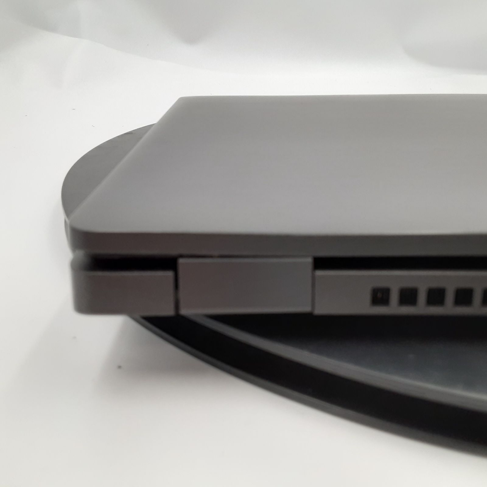 DELL ノートPC CORE i5 8GB ジャンク ノートPC ☆ジャンク☆DELL Latitude 5300 [Core i5 8365U 4GB ｽﾄﾚｰｼﾞ