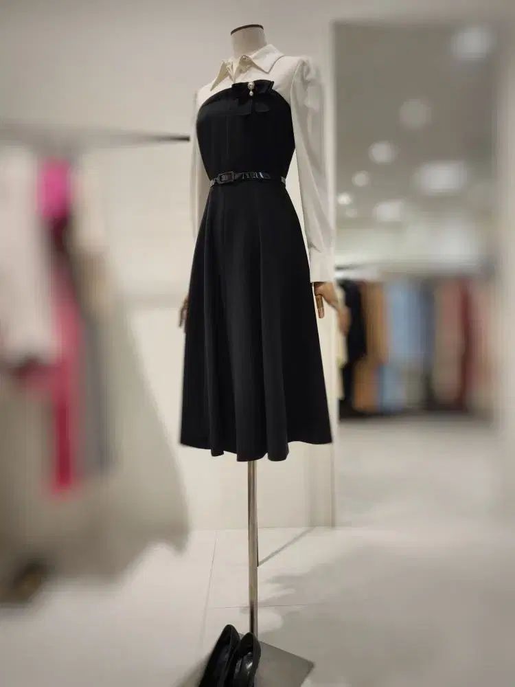 モジョエスピン Aライン シャツバイ ONE PIECE