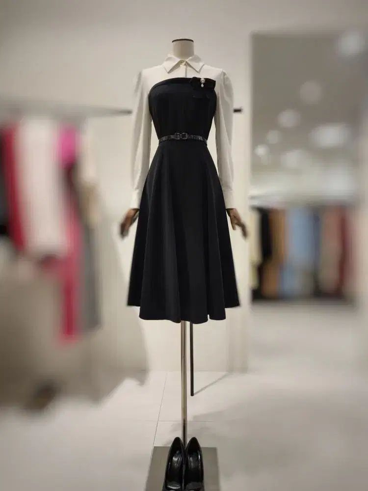 モジョエスピン Aライン シャツバイカラー ONE PIECE