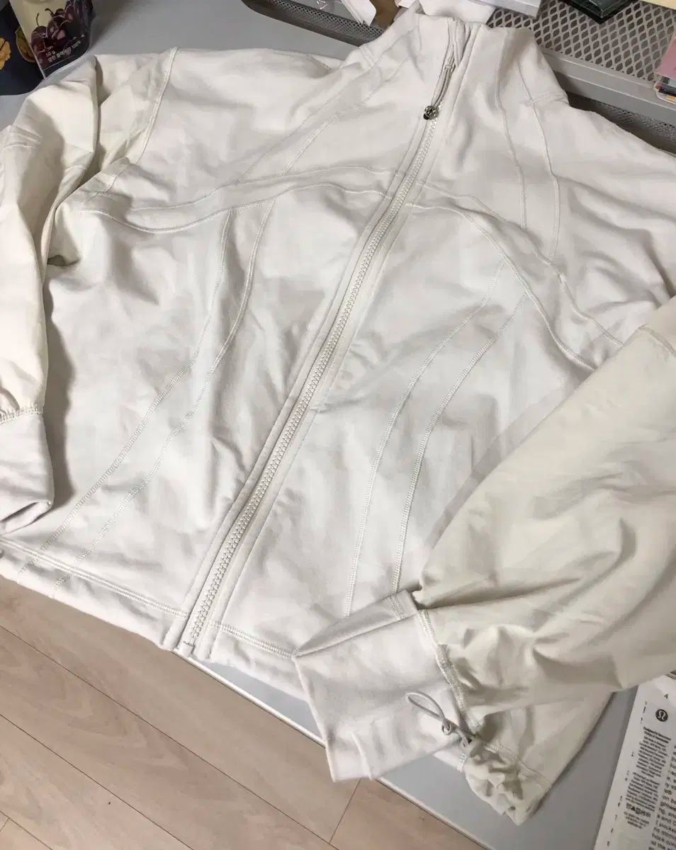 ルルレモン ディファイン リラックス フィット ジャケット