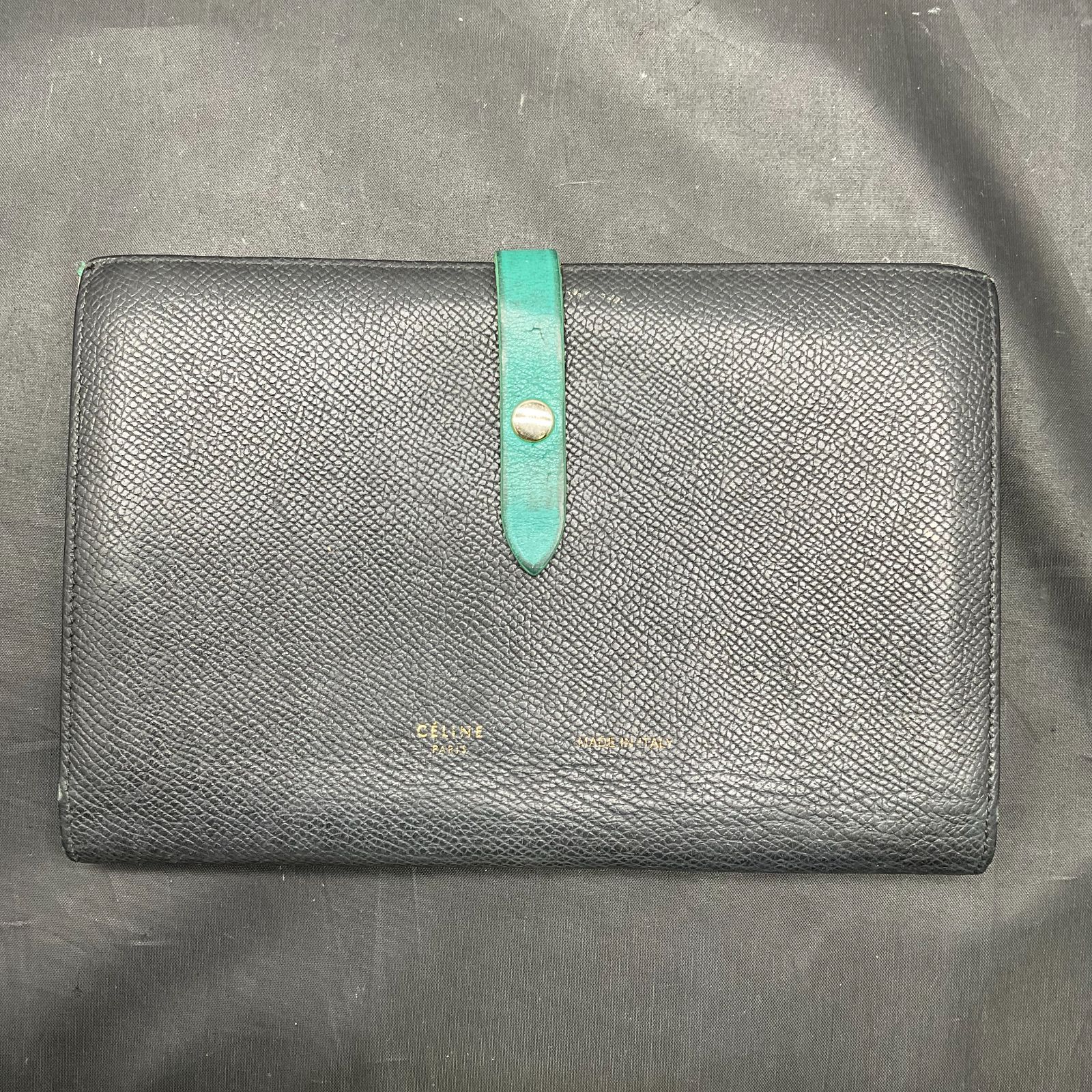 セリーヌ 財布 ストラップラージ B25101810