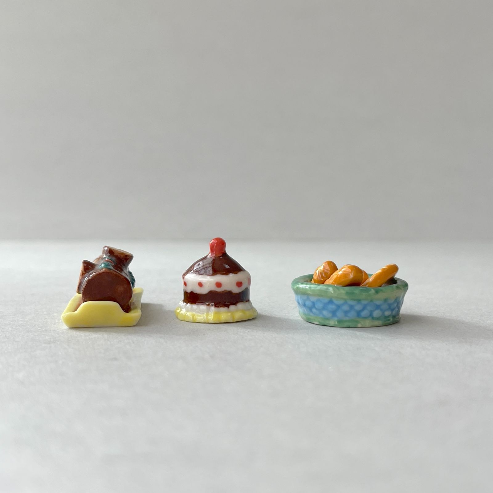 職人のパンのフェーヴ② フランス雑貨　ミニチュア　陶器 フェーヴ パティスリーとパン 10個 フランス フェーブ ミニチュア陶器