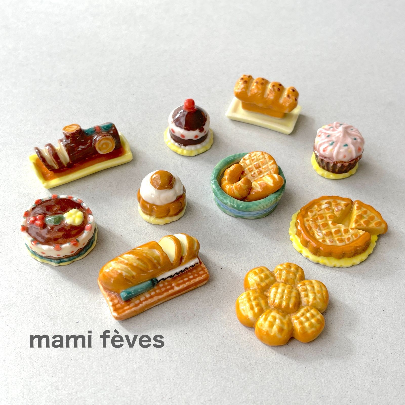 職人のパンのフェーヴ② フランス雑貨　ミニチュア　陶器 フェーヴ パティスリーとパン 10個 フランス フェーブ ミニチュア陶器