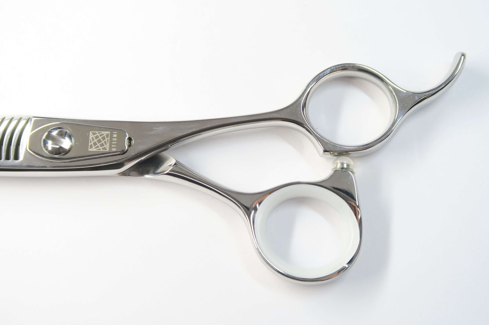 ゆい 内海　UTSUMI TR60/30 オフセットシザー 30%カット ゆい 内海 UTSUMI TR60/30 オフセットシザー 30%カット 内海 TR