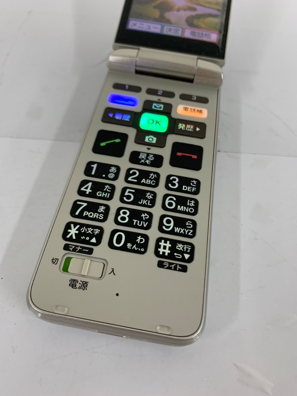 au KYF43 シルバー 本体 かんたんケータイ ライト KYF43 | 4Gケータイ | au