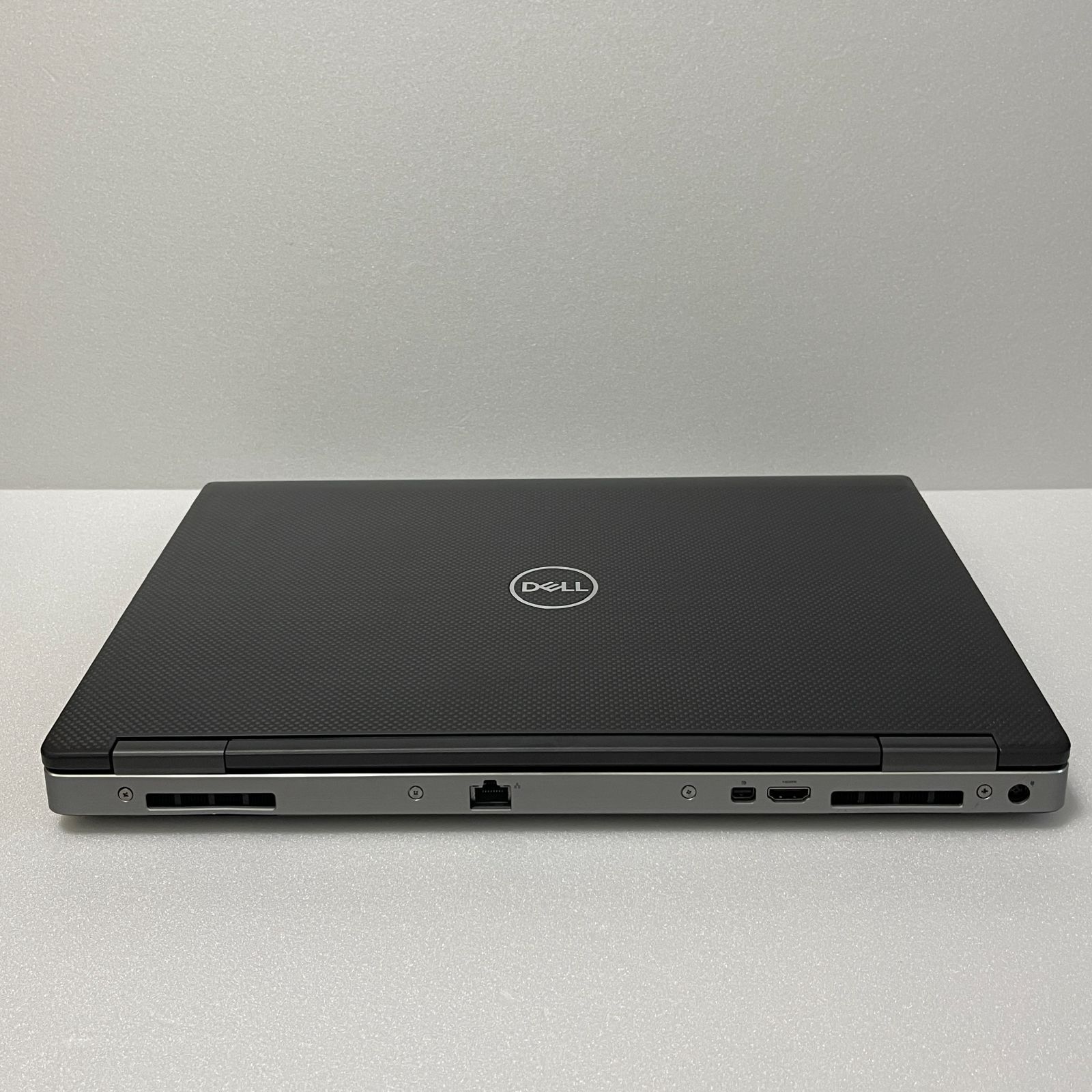 Dell Precision 7540 モバイルワークステーション| Xeon E-2276M