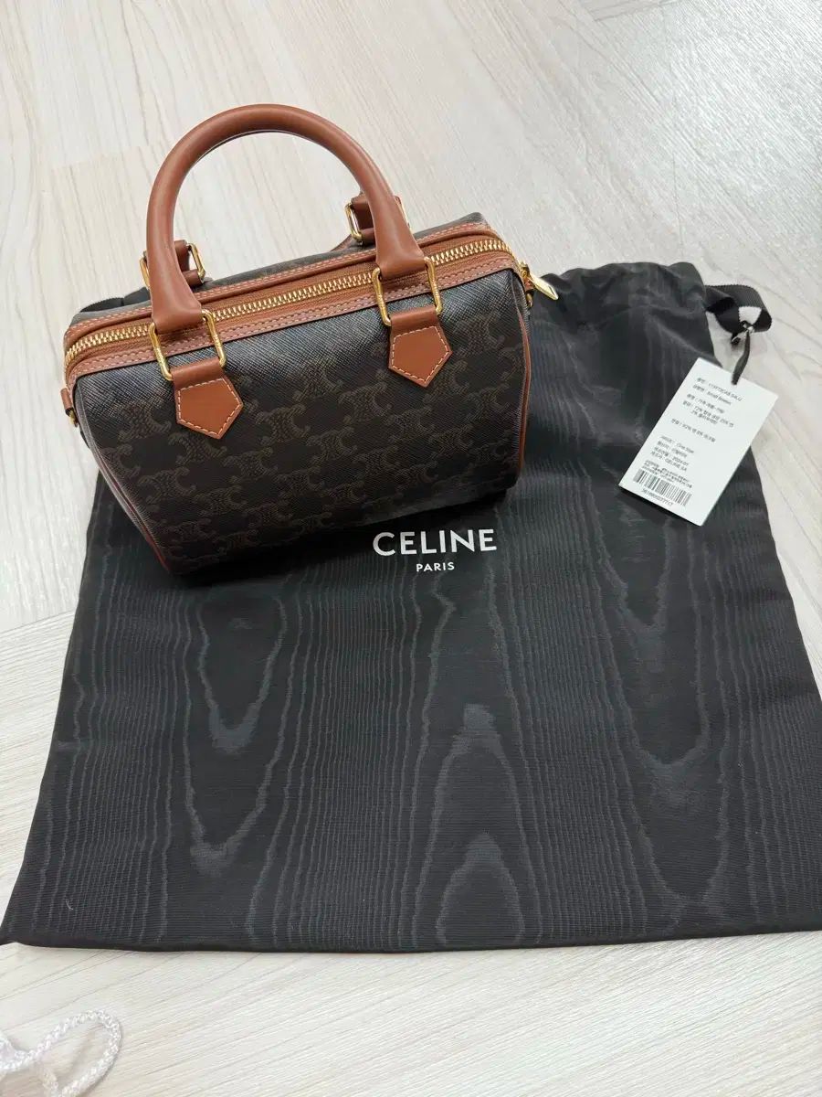 Celine セリーヌ ボストン スモール