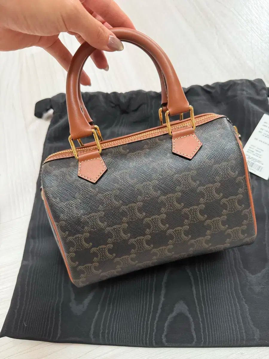 Celine セリーヌ ボストン スモール