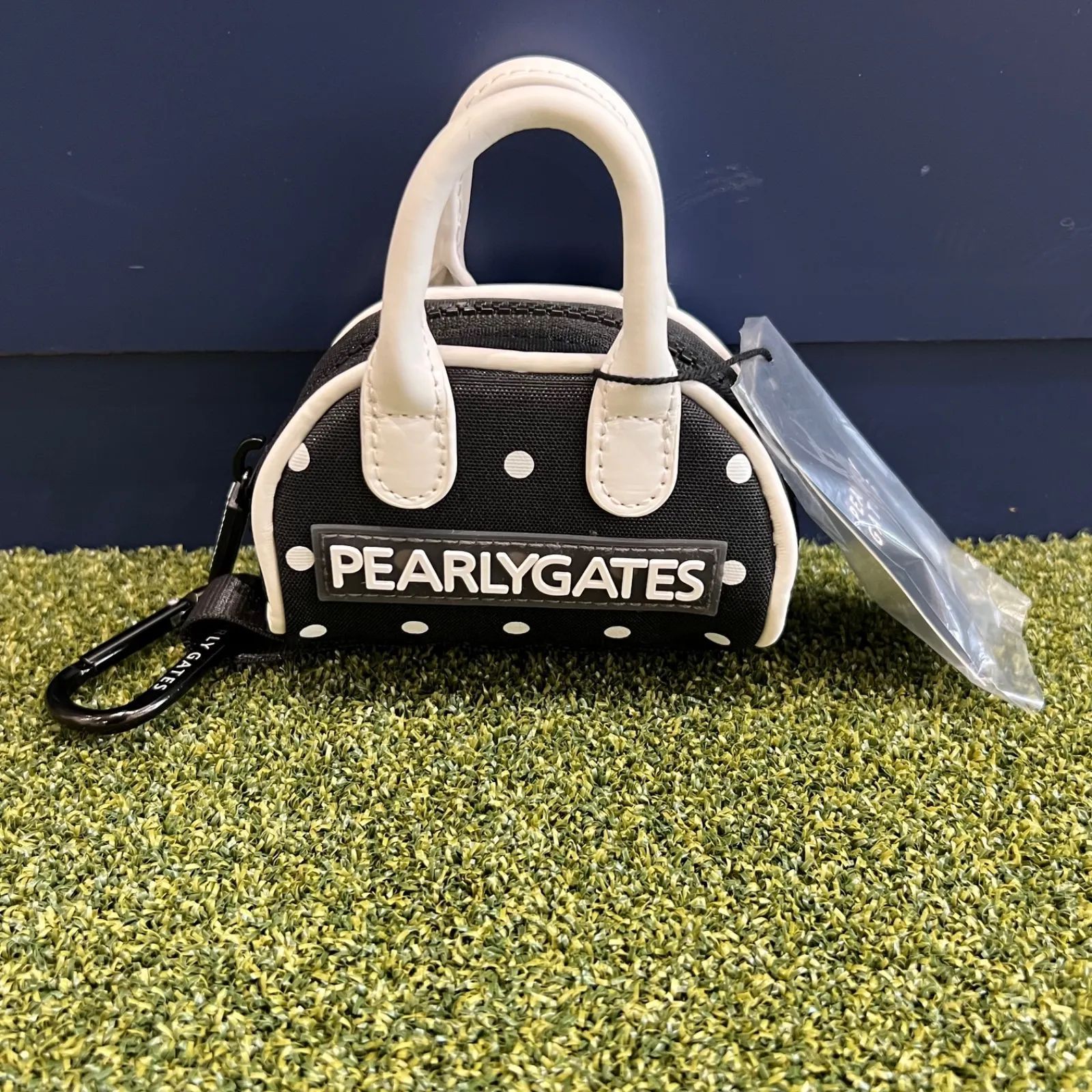 【未使用】PEARLY GATES ミニ ショルダーバッグ ポーチ タグ付 未使用】PEARLY GATES ミニ ショルダーバッグ ポーチ タグ付