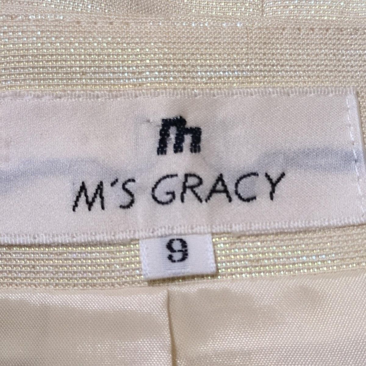 M S GRACY エムズグレイシー ワンピーススーツ レディース - アイボリー ラメ MAAHADDERANG_COM